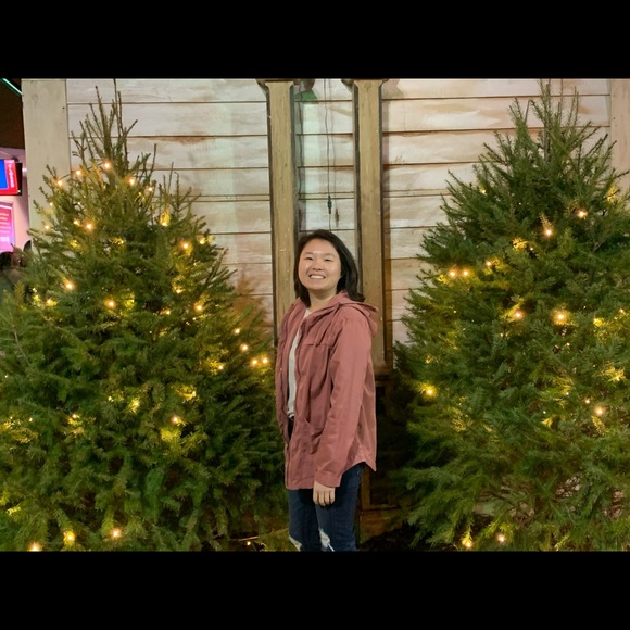 Meet your Posher, Nina - Picture 1 of 1